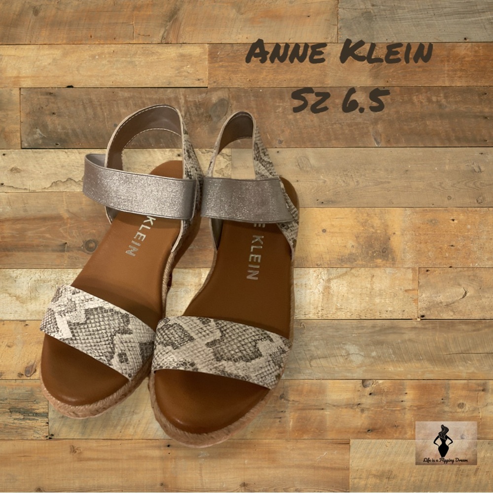 Anne Klein Sz 6.5 Snake Print Platform Sandals
